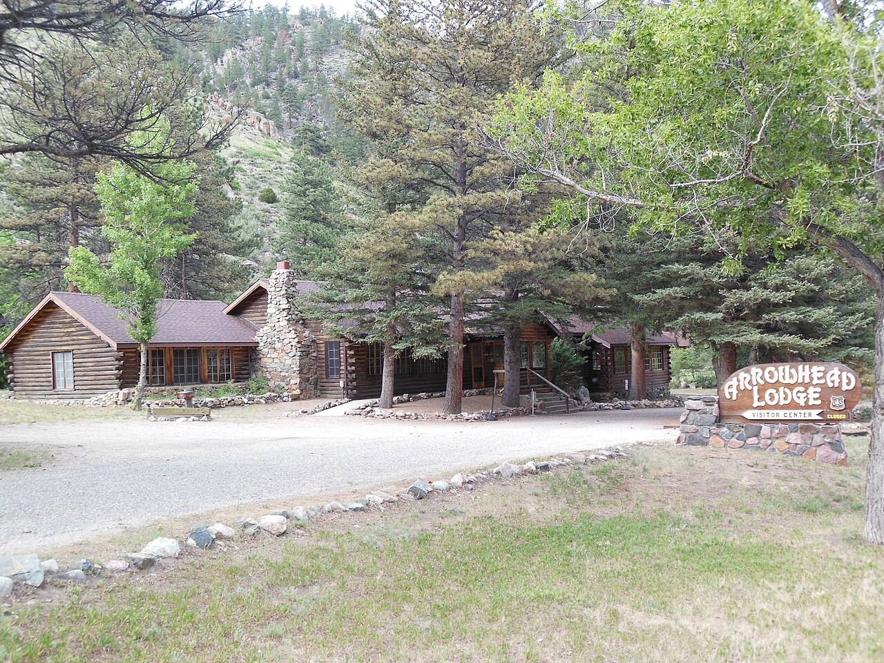 Arrowhead Lodge